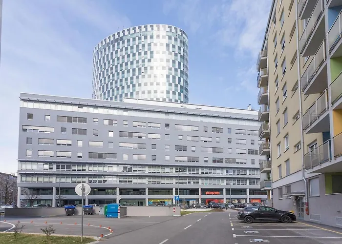 S & F Zagreb Apartman